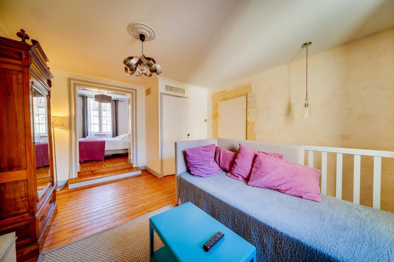 Logis Loiseau Avec Terrasse Apartment Saint-Emilion Exterior photo