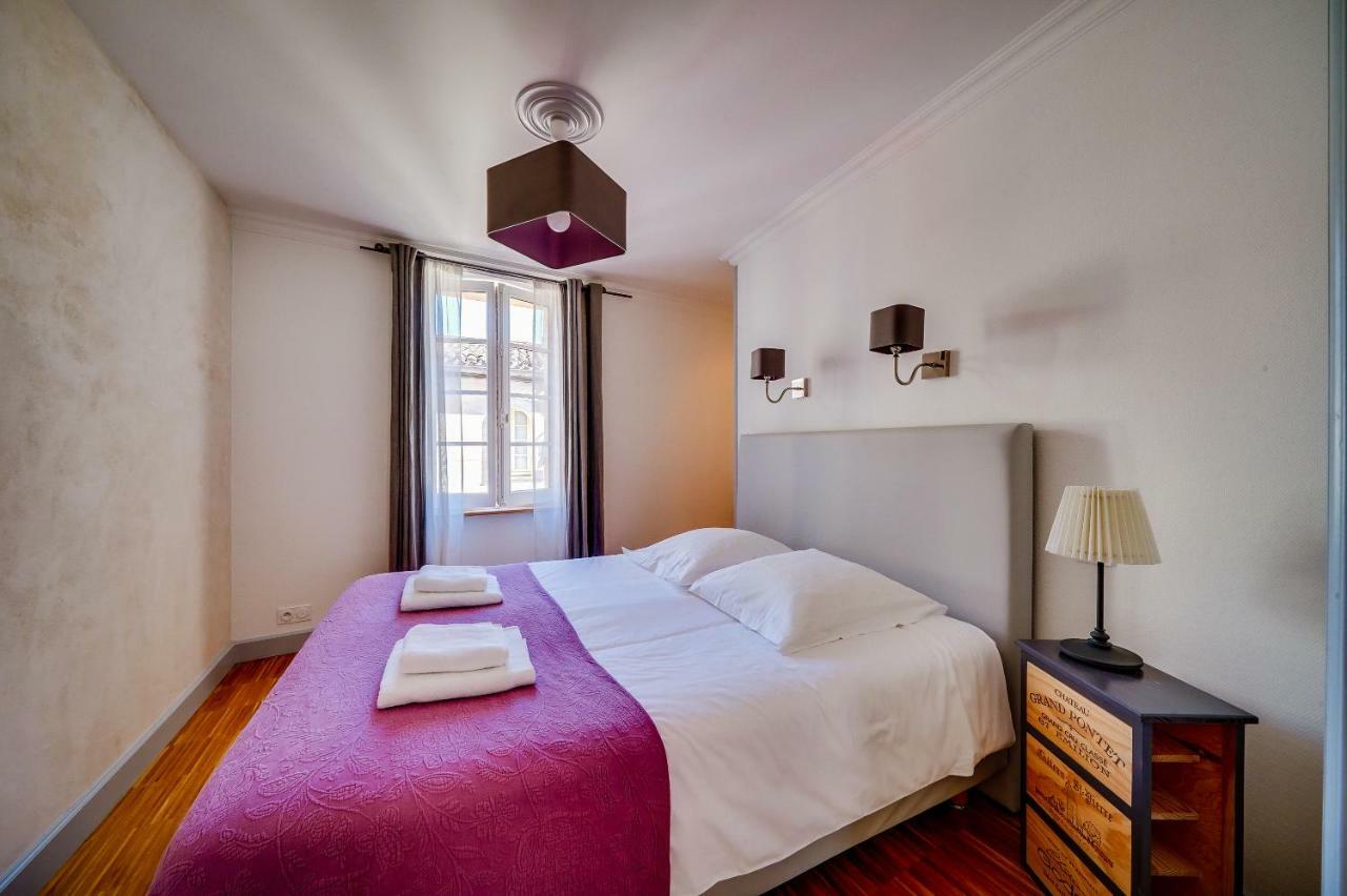 Logis Loiseau Avec Terrasse Apartment Saint-Emilion Exterior photo